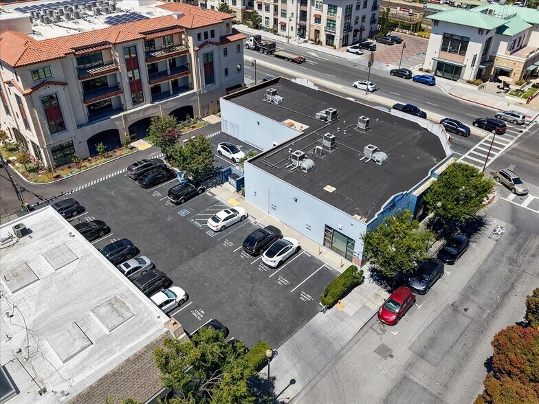 More Photos Of 580 El Camino Real, San Carlos Freestanding For Lease