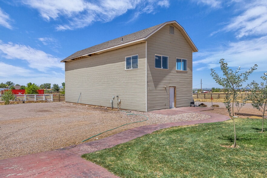 More Photos Of 135 E 200 N, Kanosh Hospitality For Sale