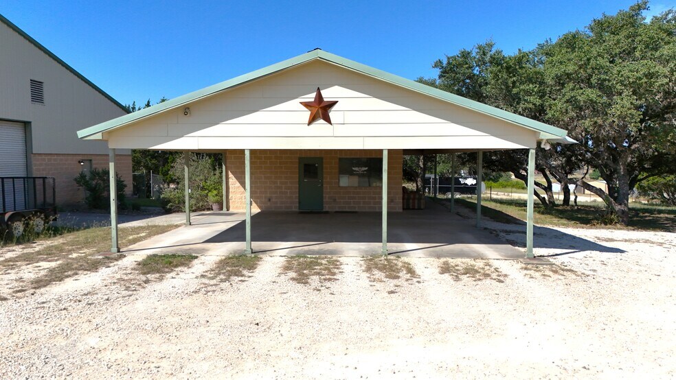 More Photos Of 3848 State Highway 16 S, Bandera Warehouse For Sale