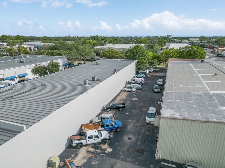 More Photos Of 4110 Enterprise Ave, Naples Unknown For Lease