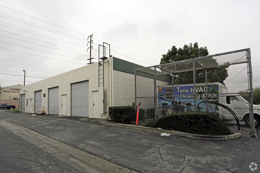 More Photos Of 9624 John St, Santa Fe Springs Unknown For Lease