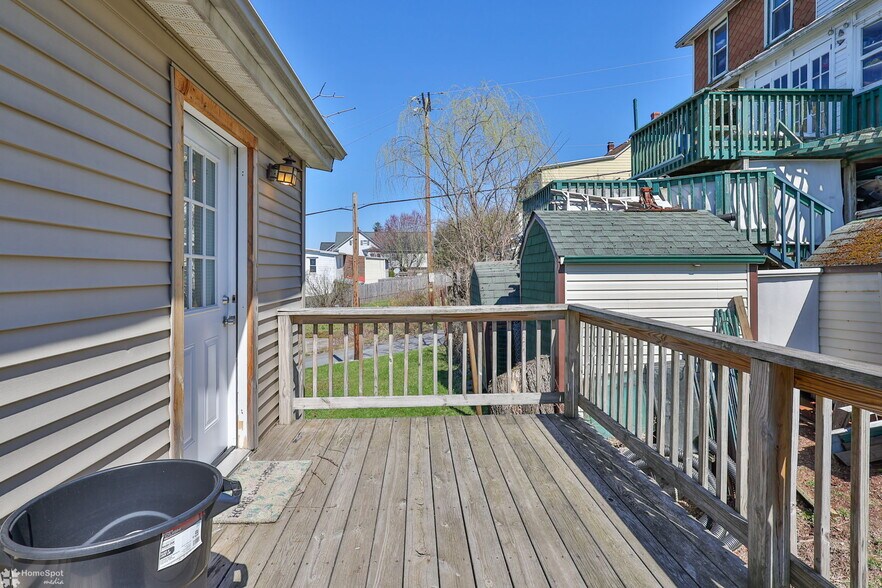 More Photos Of 302 W Abbott St, Lansford Multifamily For Sale