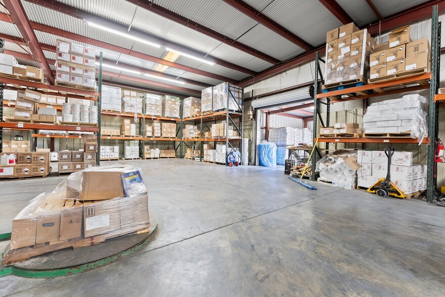 More Photos Of 636 Industrial Blvd, Gainesville Warehouse For Sale