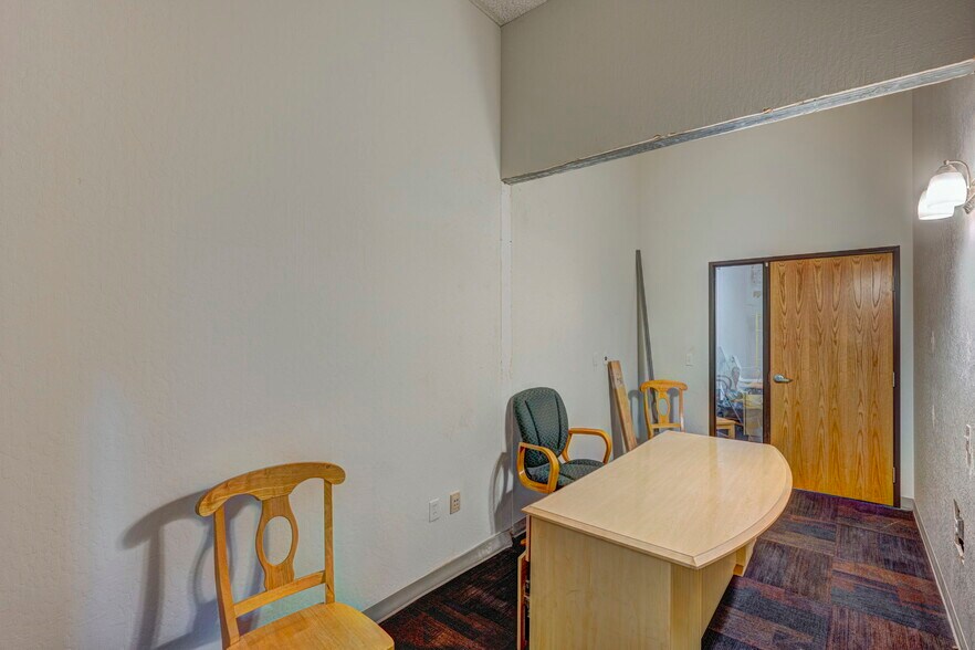 More Photos Of 634 Ryland St, Reno Office For Sale