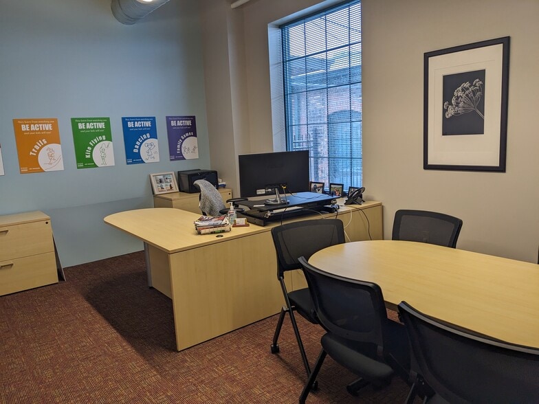 More Photos Of 1213 Center St, Lansing Medical For Sale