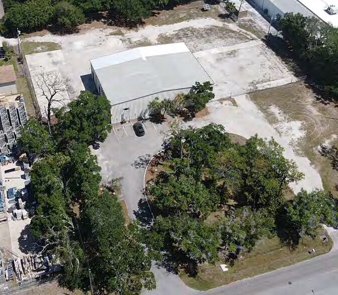 More Photos Of 6995 N 90th Ave, Pinellas Park Warehouse For Lease