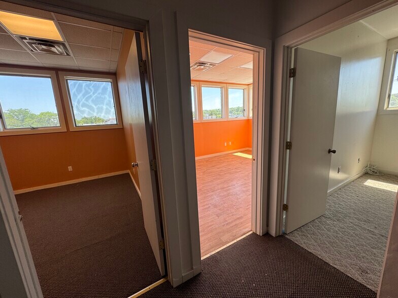 More Photos Of 250 S Van Brunt St, Englewood Manufacturing For Lease