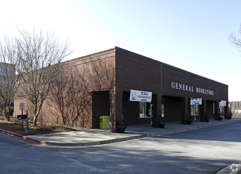 More Photos Of 1111 Chastain Rd, Kennesaw Freestanding For Sale