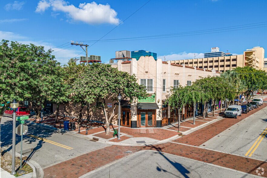 More Photos Of 201-217 SW 2nd St, Fort Lauderdale Office For Sale