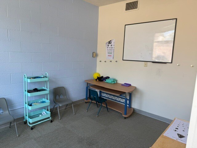 More Photos Of 1015 W Indiana St, Evansville Office For Lease