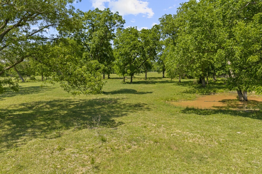 More Photos Of 4480 Memorial Rd, Lone Grove Land For Sale
