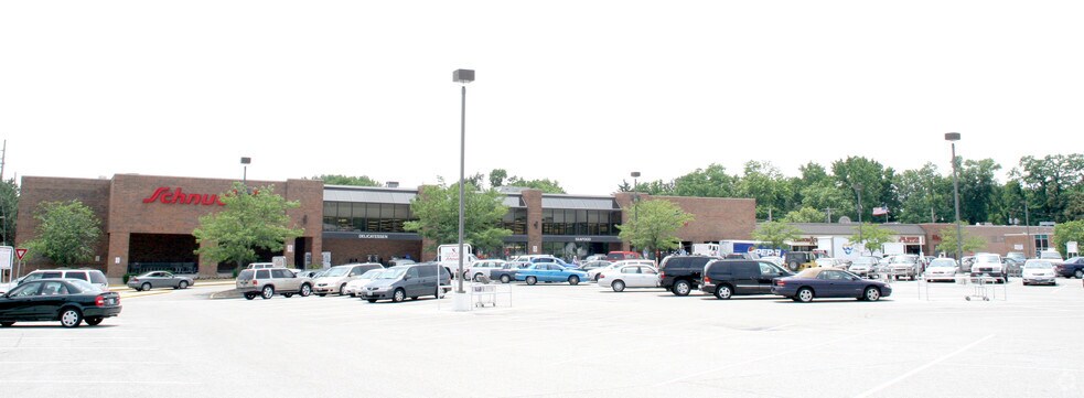 Primary Photo Of 8800 Manchester Rd, Brentwood Unknown For Lease