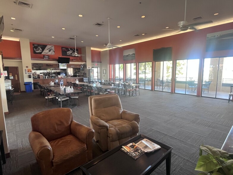More Photos Of 100 N Clubhouse Dr, Avondale Golf Course Driving Range For Sale