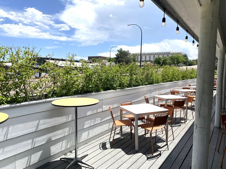 More Photos Of 840 Tabor St, Lakewood Restaurant For Sale