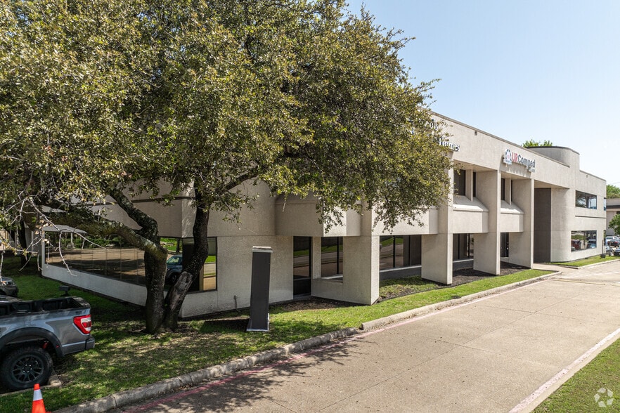 More Photos Of 17440 N Dallas Pky, Dallas Loft Creative Space For Lease