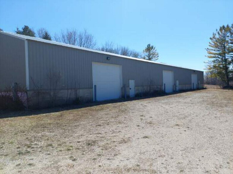 More Photos Of 7679 State Highway 57, Sturgeon Bay General Retail For Sale