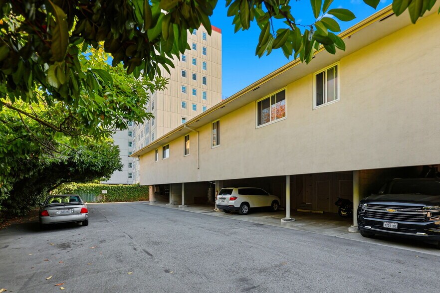 More Photos Of 24 Baytree Way, San Mateo Apartments For Sale