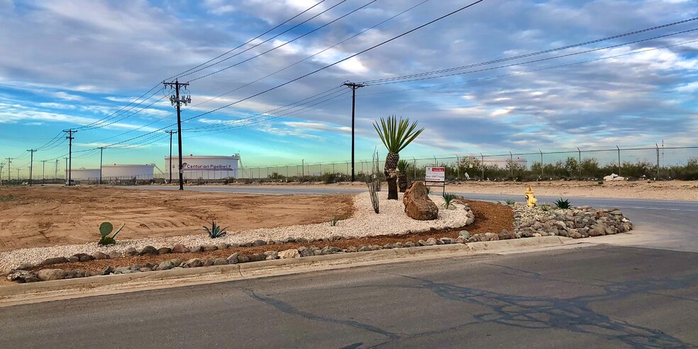 More Photos Of NW Corner of S. Fairgrounds Rd. and Indiana Ave., Midland Land For Sale