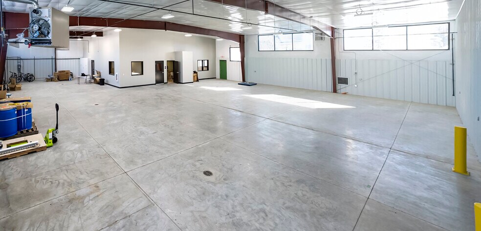 More Photos Of 605 Greenway Ct, Reedsburg Industrial For Sale