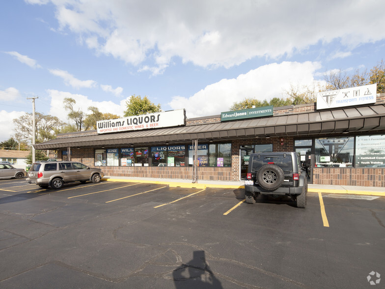 Primary Photo Of 925-929 S York St, Elmhurst Storefront Retail Office For Lease