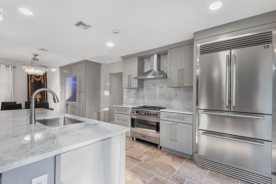 More Photos Of 5062 N Ocean Shore Blvd, Palm Coast Restaurant For Sale