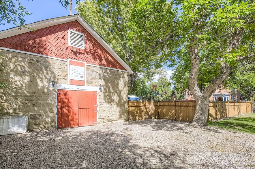 More Photos Of 1305 W 3rd St, Florence Hotel For Sale