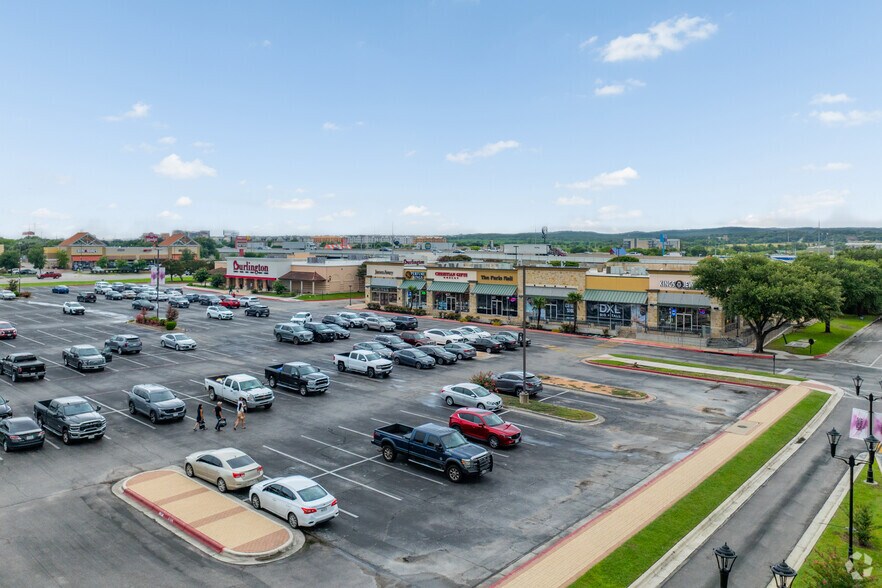 More Photos Of 3941 S Interstate 35, San Marcos Storefront For Sale