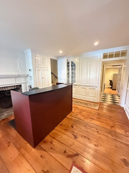 More Photos Of 1107 Taylorsville Rd, Washington Crossing Office For Lease