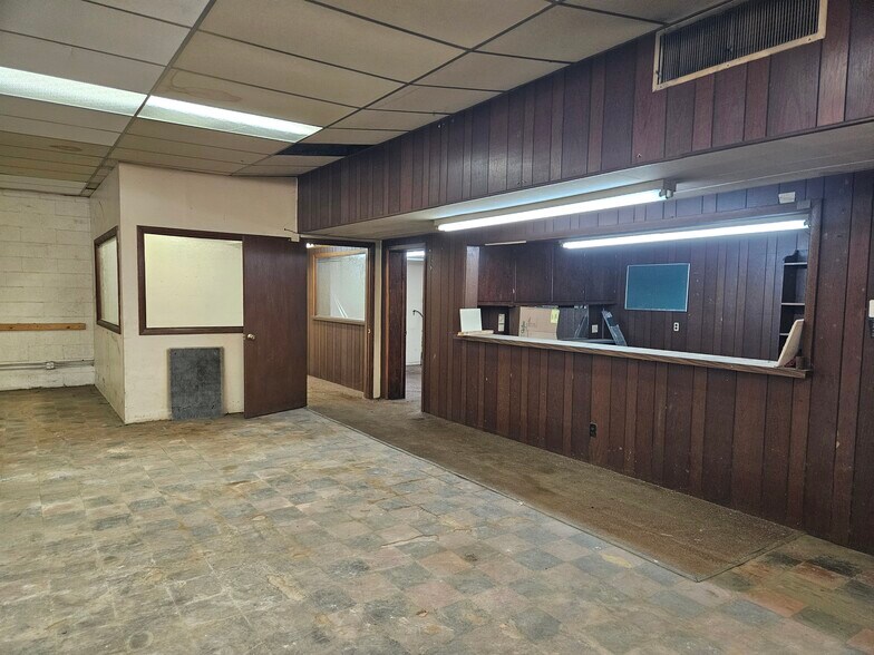 More Photos Of 4301 S Robinson Ave, Oklahoma City Freestanding For Sale