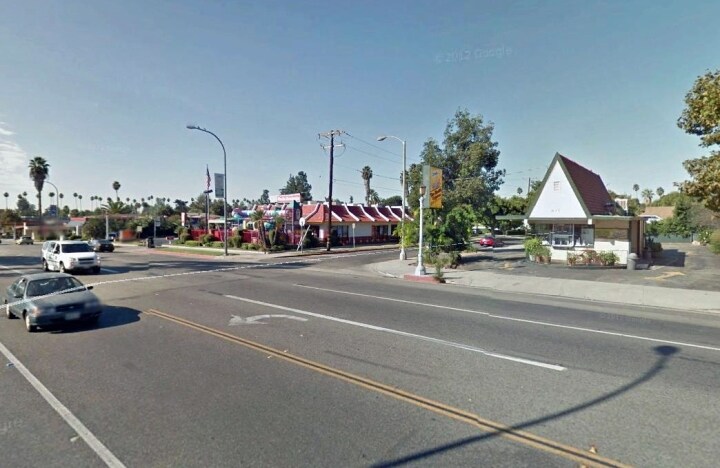 More Photos Of 817 N Lake Ave, Pasadena Fast Food For Lease