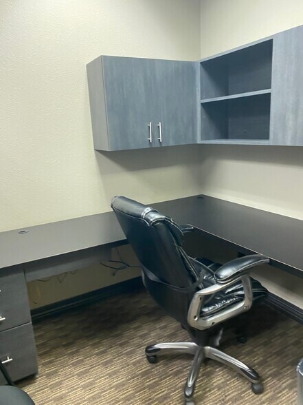 More Photos Of 1016 Spring Villas Pt, Winter Springs Office For Sale