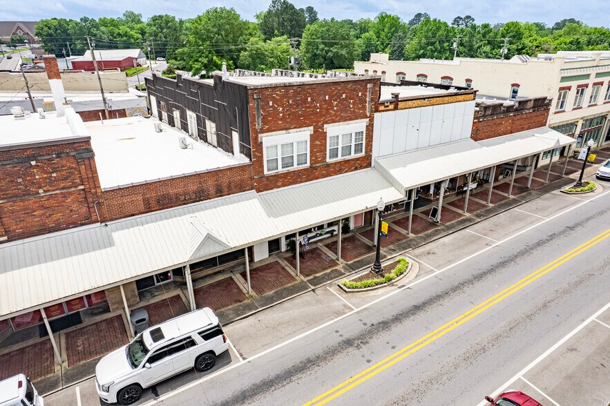 More Photos Of 204 Main St W, Hartselle Storefront Retail Office For Sale