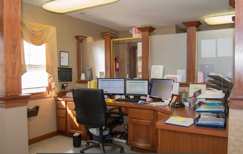 More Photos Of 7536-7540 Mentor Ave, Mentor Storefront Retail Office For Lease