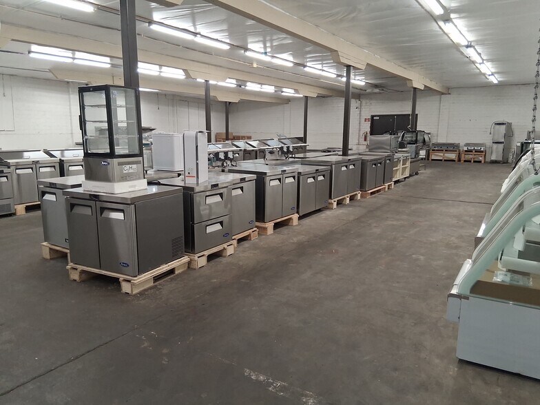 More Photos Of 800 S Morrison Ave, Collinsville Warehouse For Sale