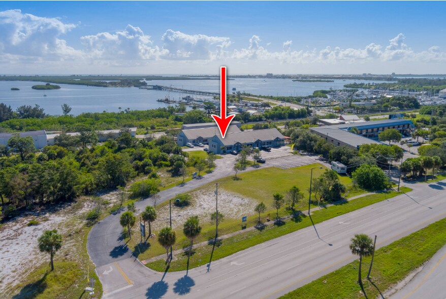More Photos Of 2250-2296 N US Highway 1, Fort Pierce Flex For Lease