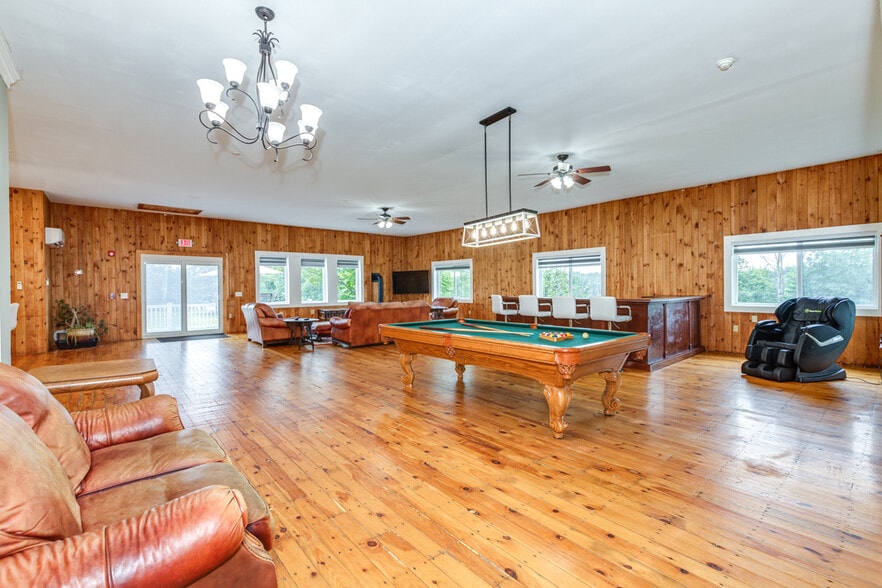 More Photos Of 275 Jenness Pond Rd, Northwood Hotel For Sale