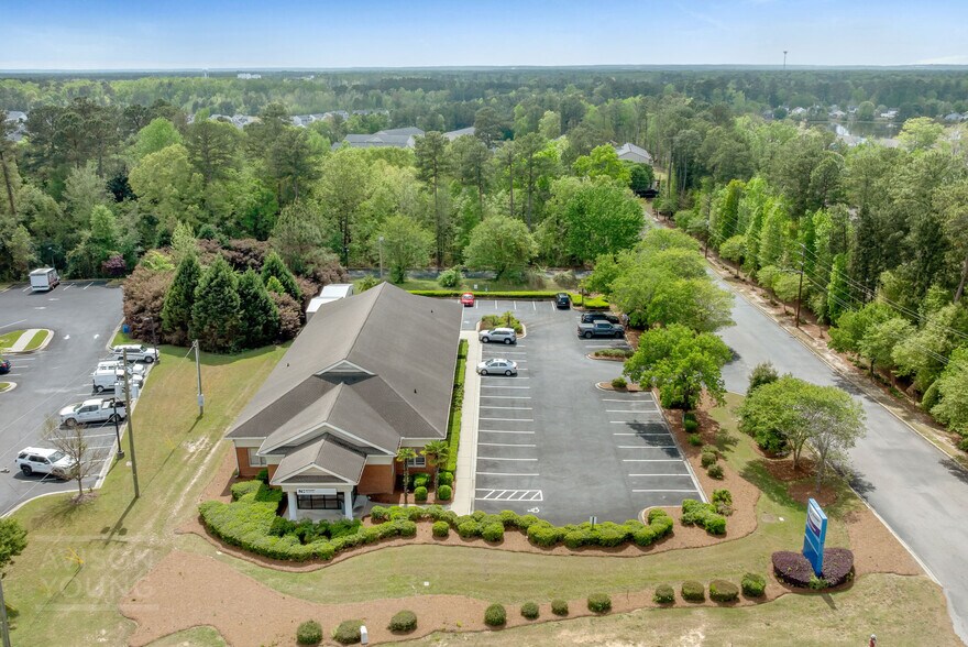 More Photos Of 7659 Garners Ferry Rd, Columbia Medical For Lease