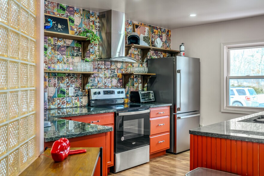 More Photos Of 5069 Milford Rd, East Stroudsburg Specialty For Sale