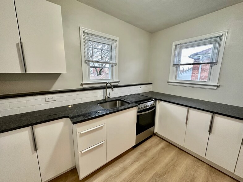 More Photos Of 150-156 Preston, Hartford Apartments For Sale