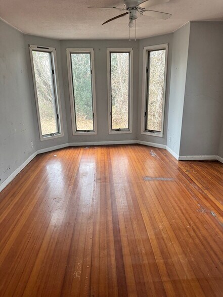 More Photos Of 1203 Poquonnock Rd, Groton Multifamily For Sale