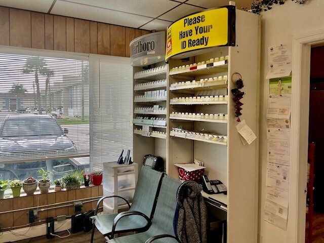 More Photos Of 245 N Banana River Dr, Merritt Island Convenience Store For Sale