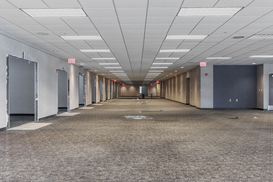 More Photos Of 11 Scott St, Wausau Office For Lease
