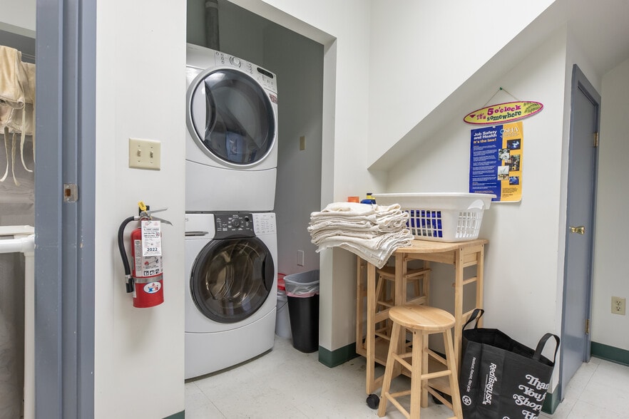 More Photos Of 70 Manheim Ave, Bridgeton Medical For Sale