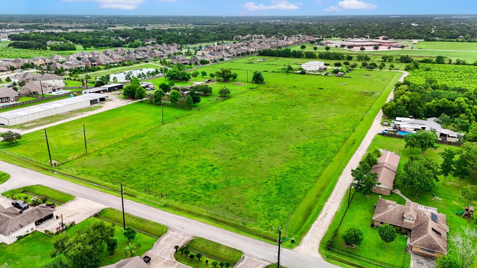 More Photos Of 3525 County Road 107F, Pearland Land For Sale