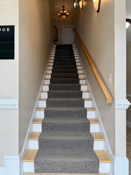 More Photos Of 2774 Electric Rd, Roanoke Medical For Lease