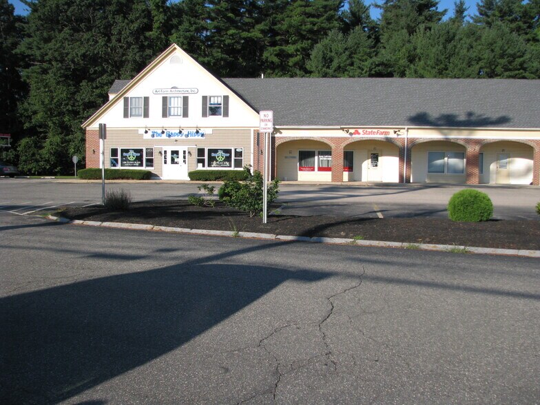 More Photos Of 44 Lafayette Rd, North Hampton Storefront Retail Office For Lease