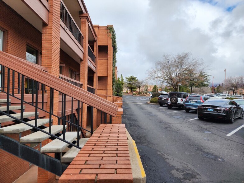 More Photos Of 1785 W Highway 89A, Sedona Medical For Lease