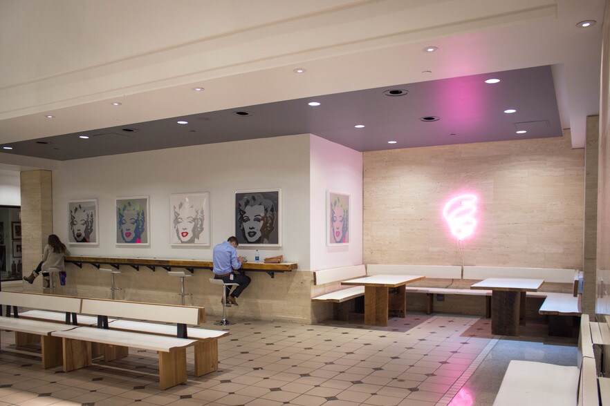 More Photos Of 811 Lasalle Ave, Minneapolis Office For Lease