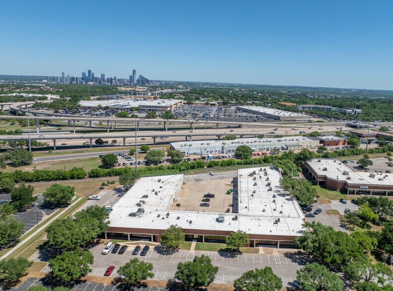 More Photos Of 2157-2191 Woodward St, Austin Unknown For Lease