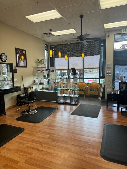 More Photos Of 3668 Lake Tahoe Blvd, South Lake Tahoe Unknown For Lease